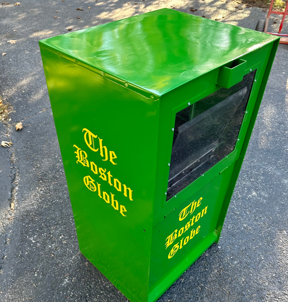 Boston Globe Vinyl Record Stand